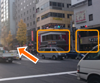 駒沢通りを左方向に道沿いに5分くらいお進みください